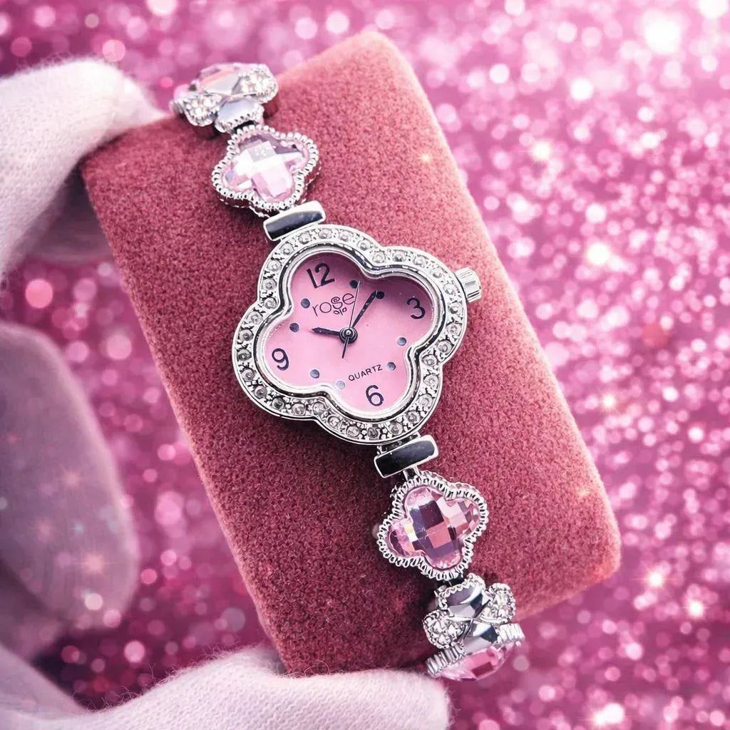 Chic Women's Watch with Chain Strap - 1 Pc - Elegant Design Available in Multiple Colors