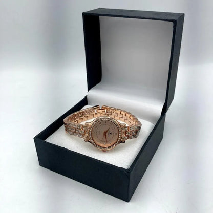 Elegant Rose Gold Crystal Women's Watch – Luxury Style Quartz Watch