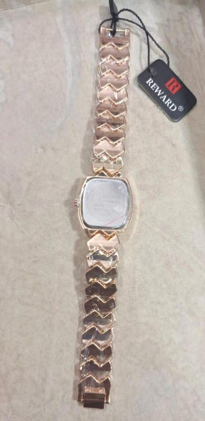 Stylish Rose Gold Chain Strap Women's Watch